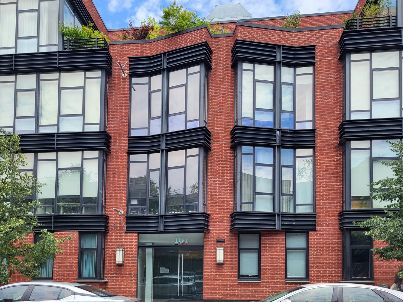 161 N 4TH Street 2D