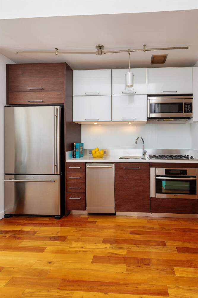 161 N 4TH Street 2D