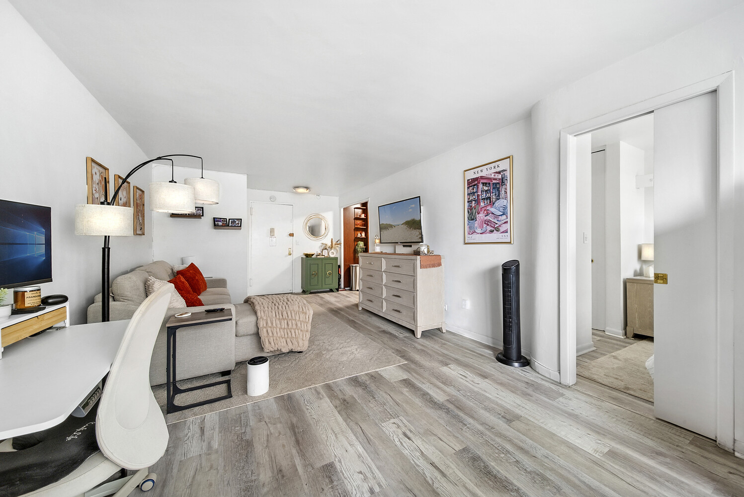 245 E 24TH Street 9F