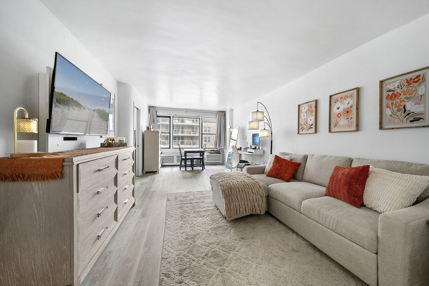 245 E 24TH Street 9F