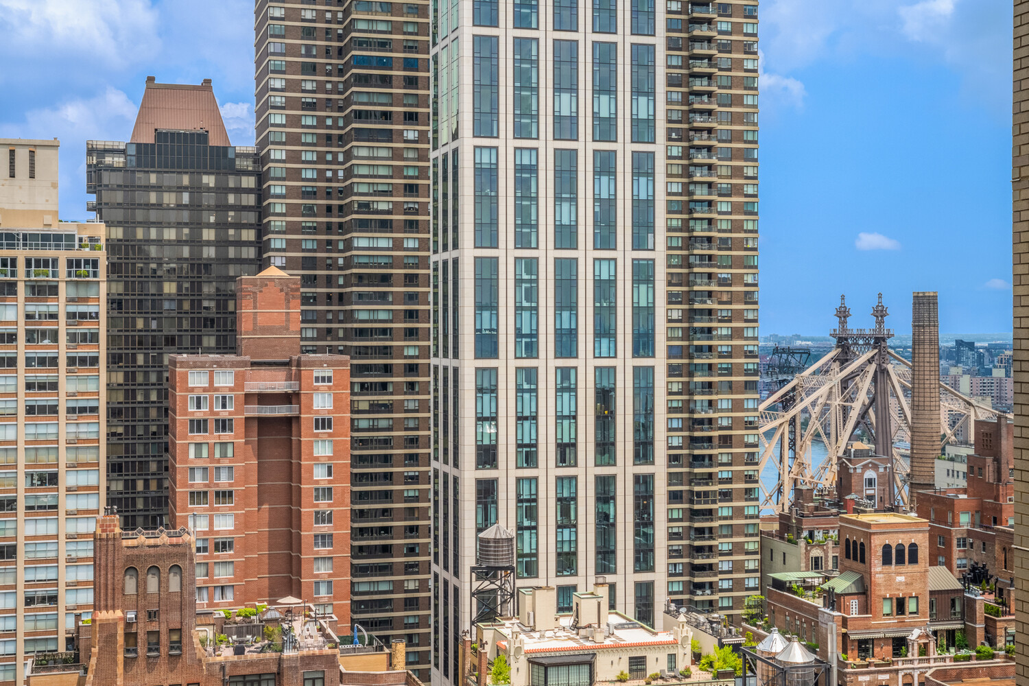 400 E 56TH Street 31K