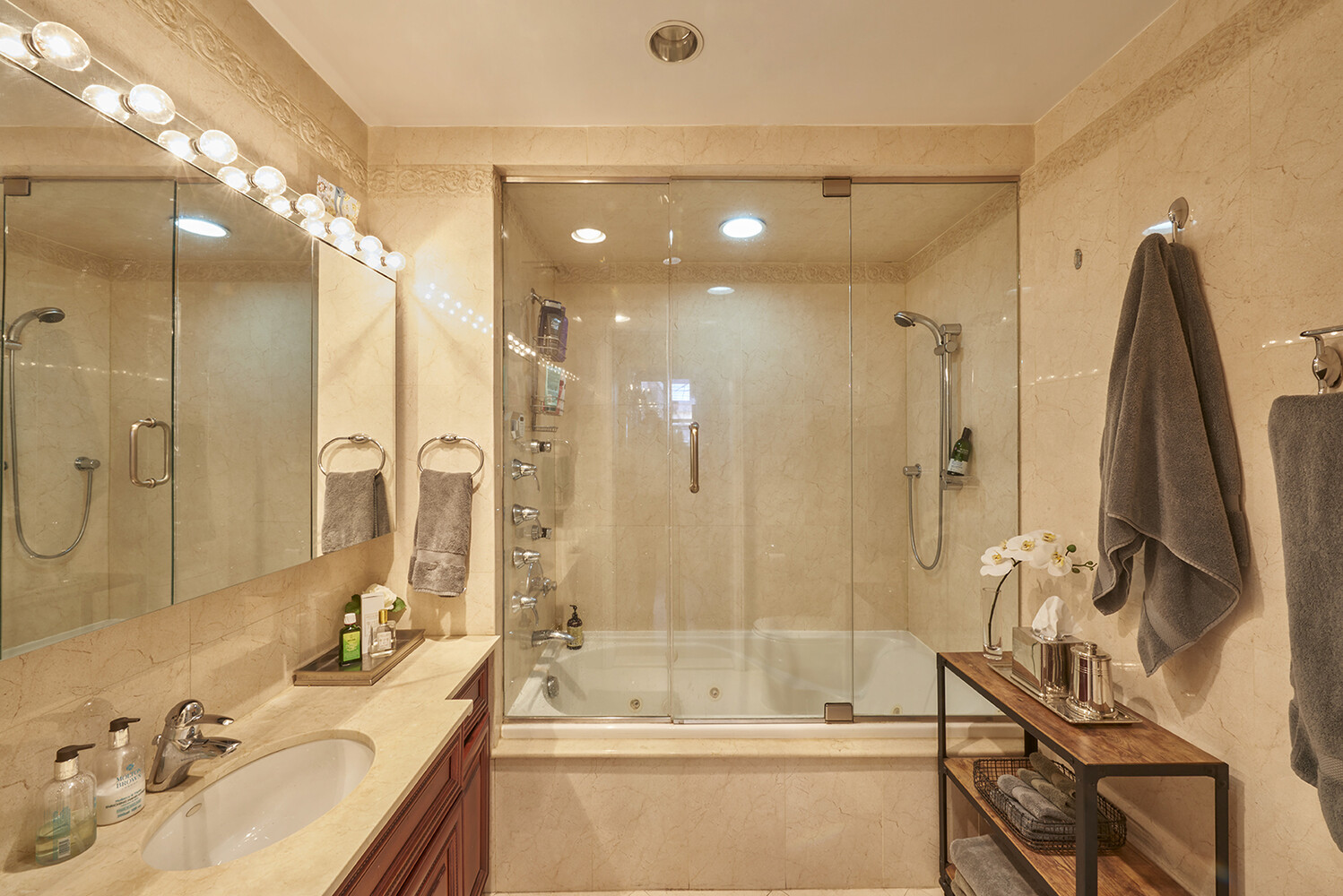 123 CHAMBERS Street 5