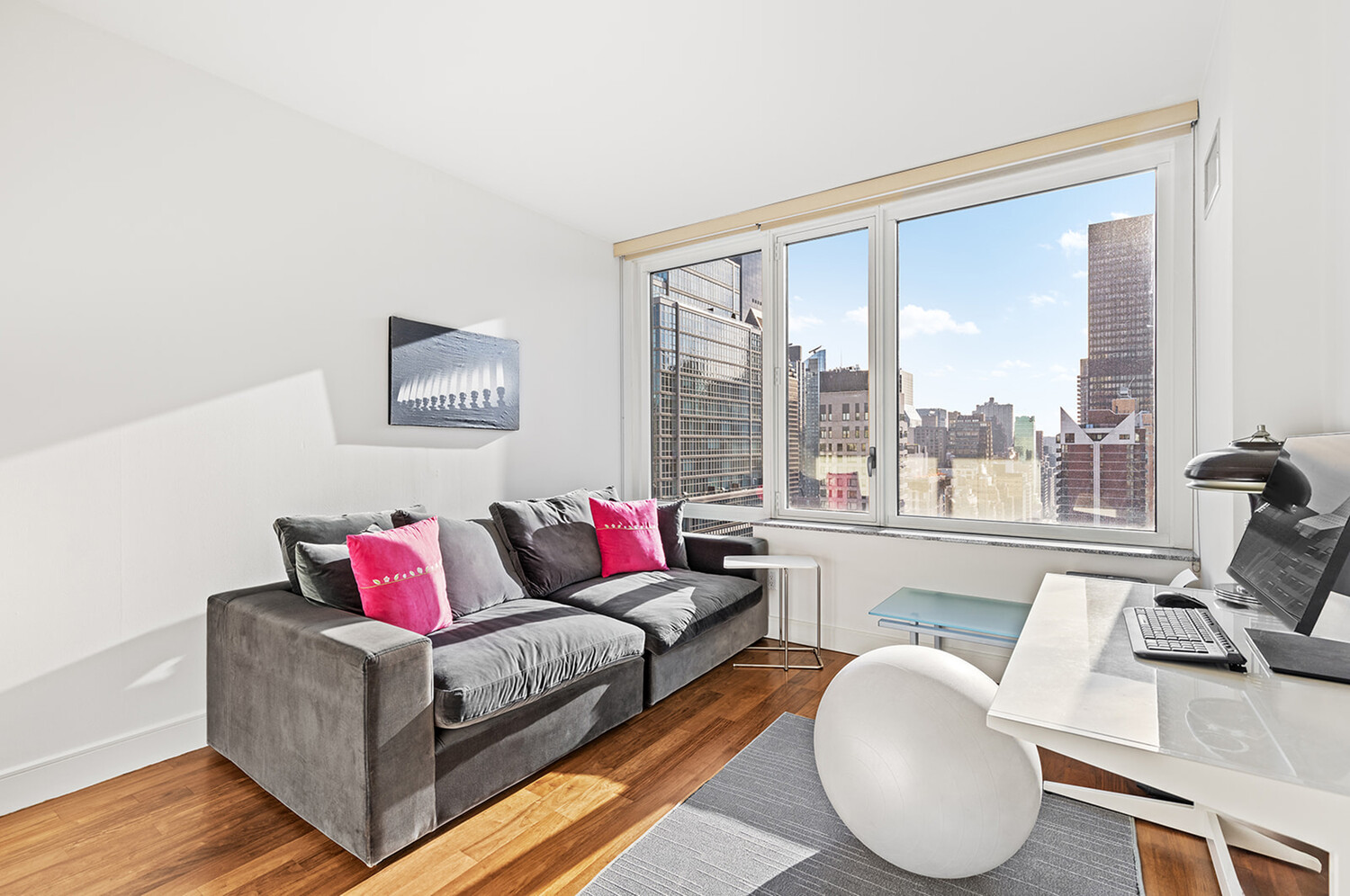 250 E 53RD Street 3004