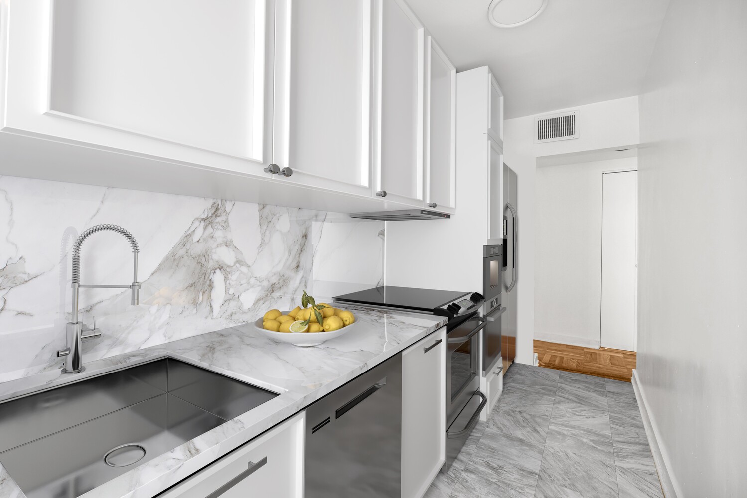 233 E 70TH Street 10T