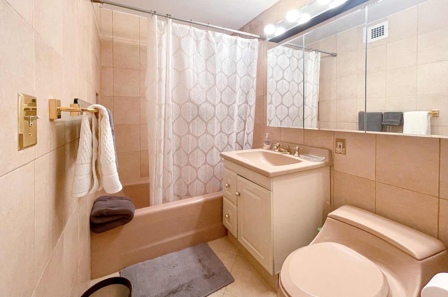 130 W 67TH Street 3H