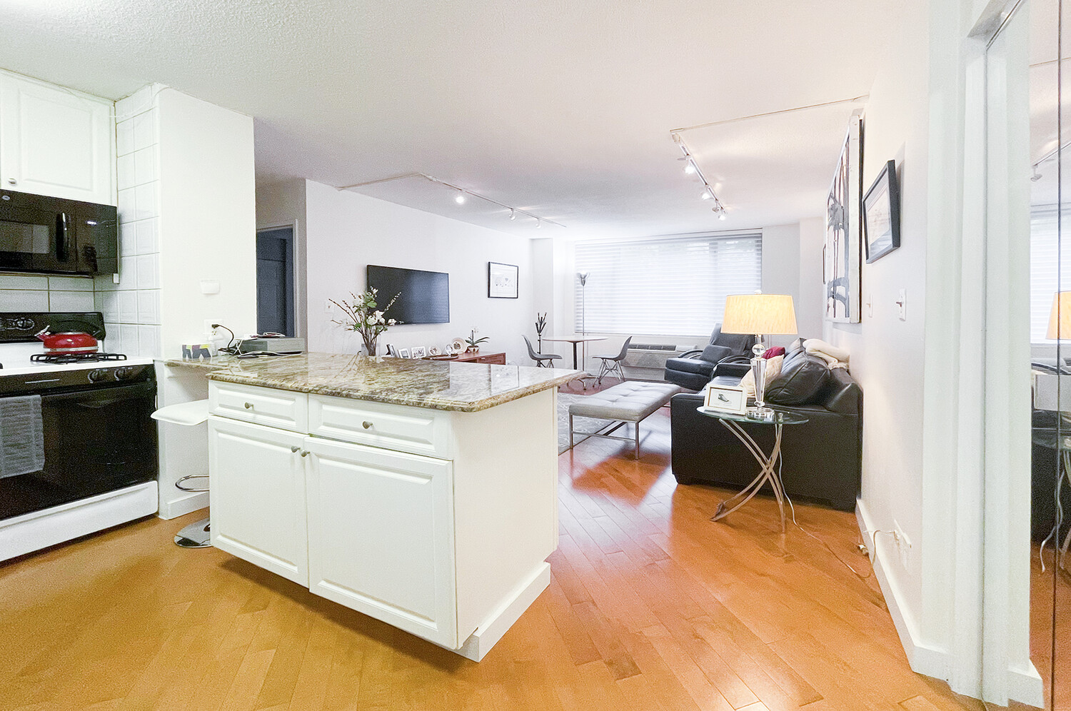 130 W 67TH Street 3H