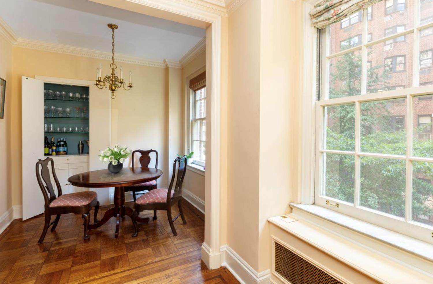 14 SUTTON Place S 4C