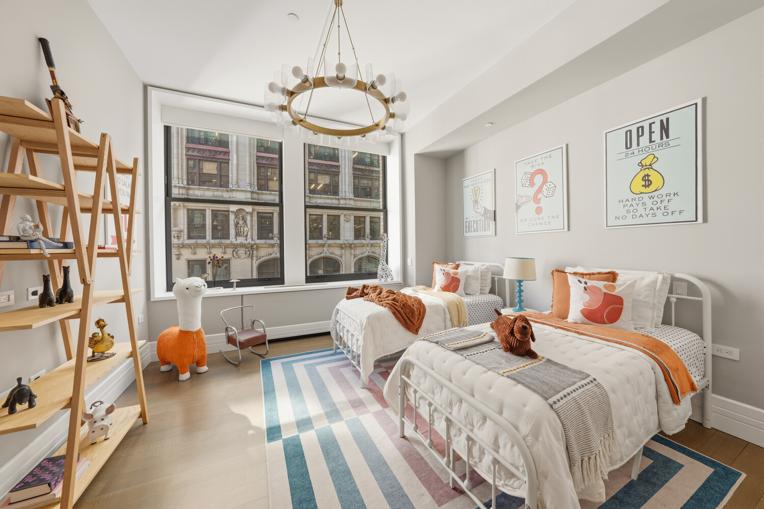 212 5TH Avenue 16B