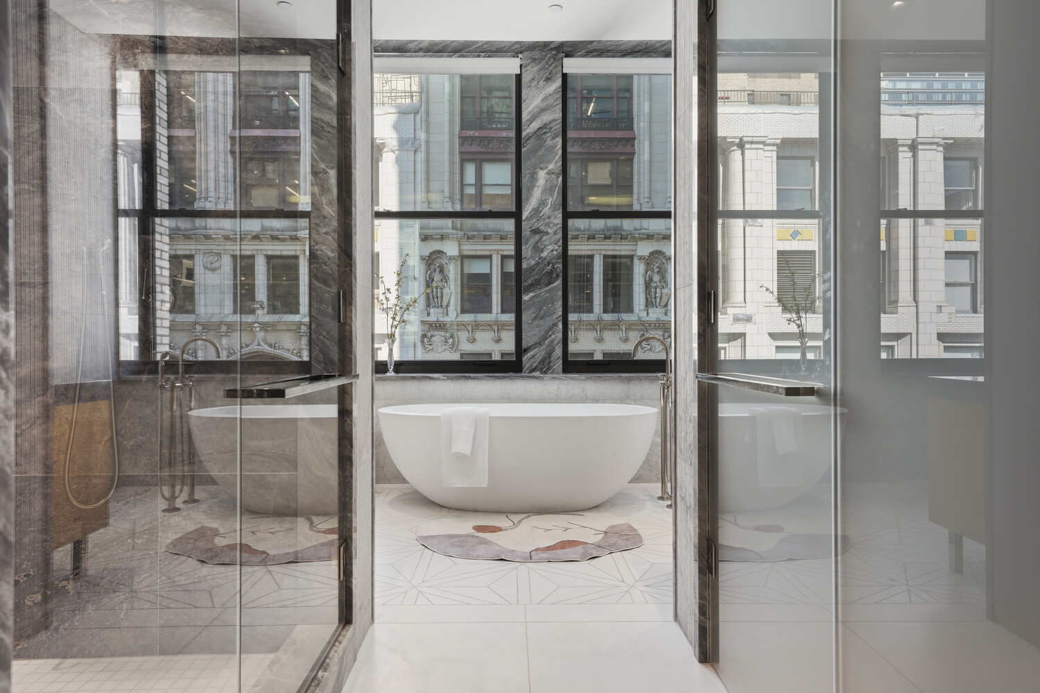 212 5TH Avenue 16B