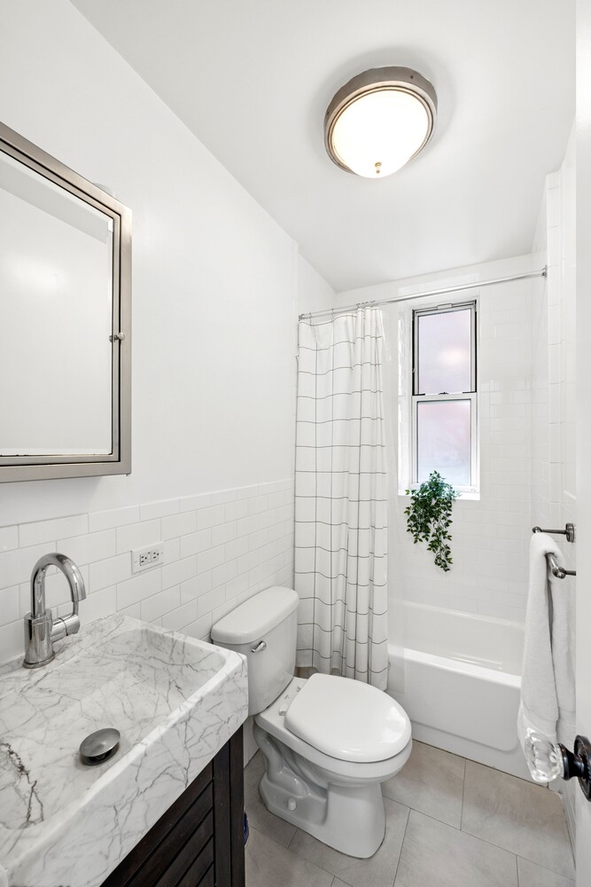 211 W 10TH Street 2A