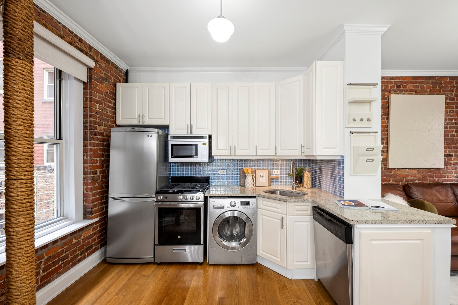 211 W 10TH Street 2A
