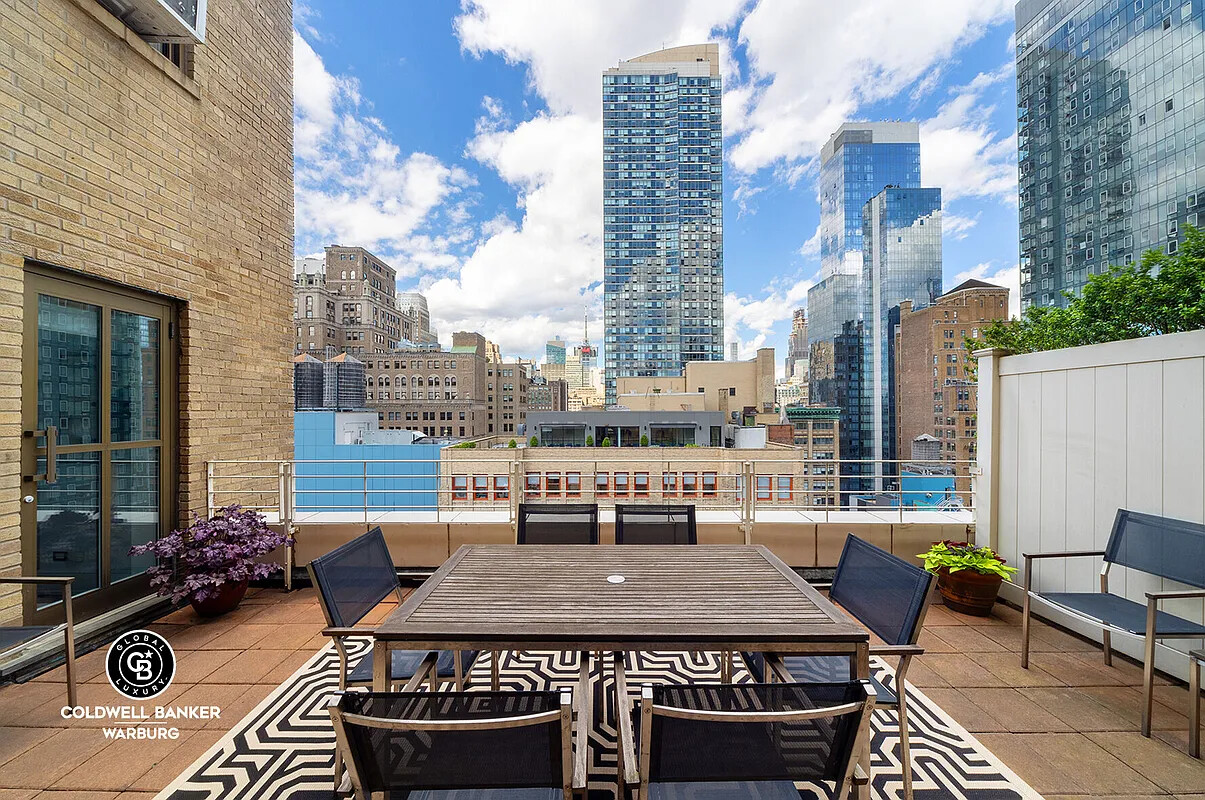 130 W 30TH Street PHA