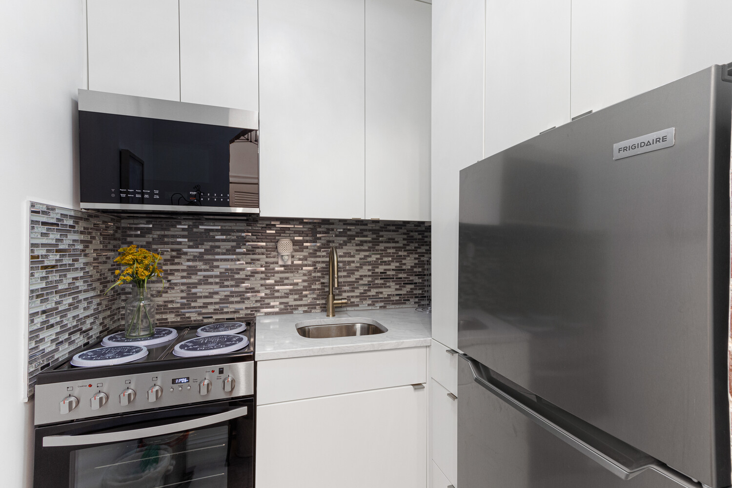 80 PARK Avenue 6A