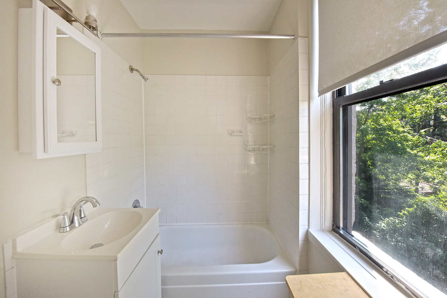 360 ATLANTIC Avenue 2R