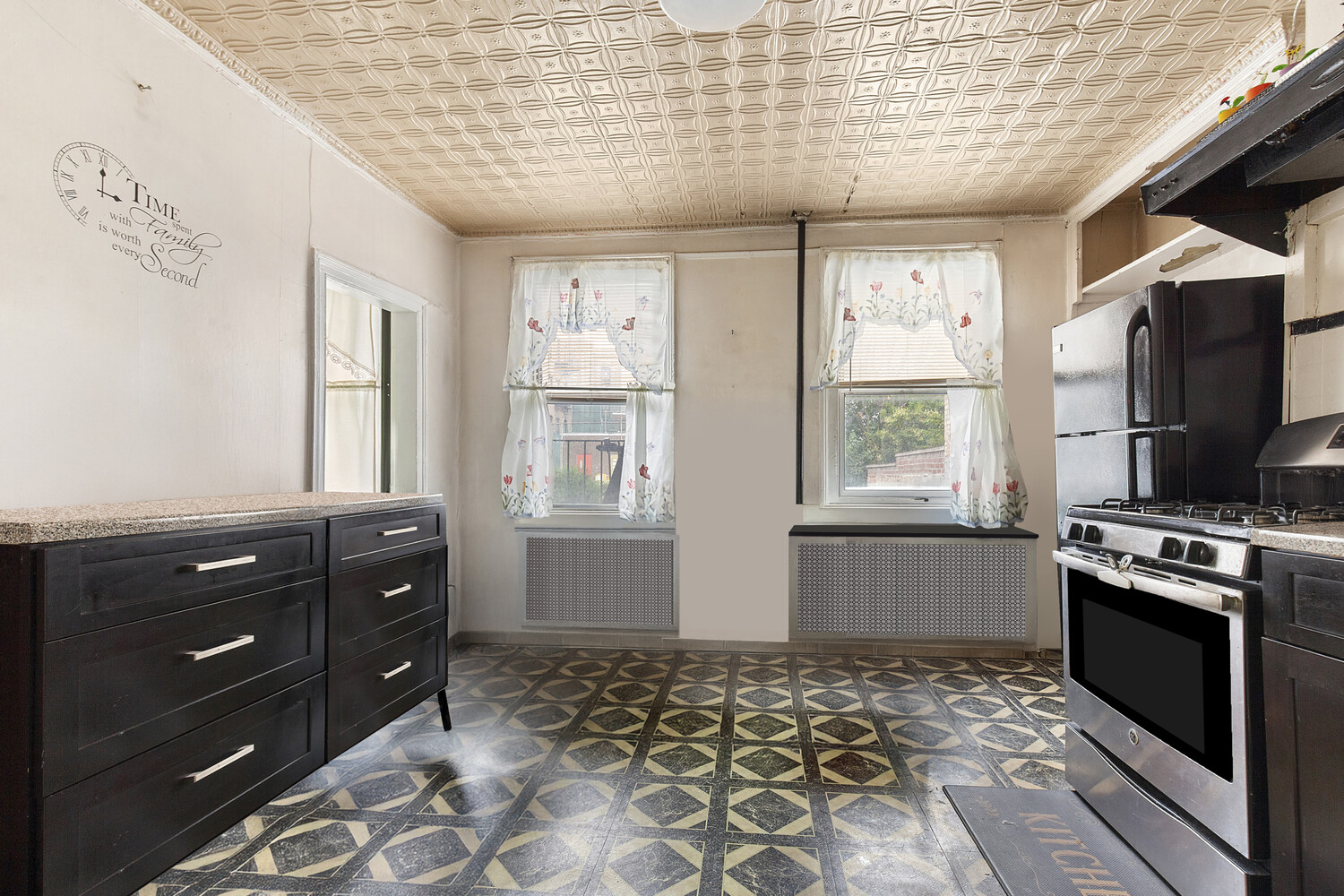 324 E 151ST Street