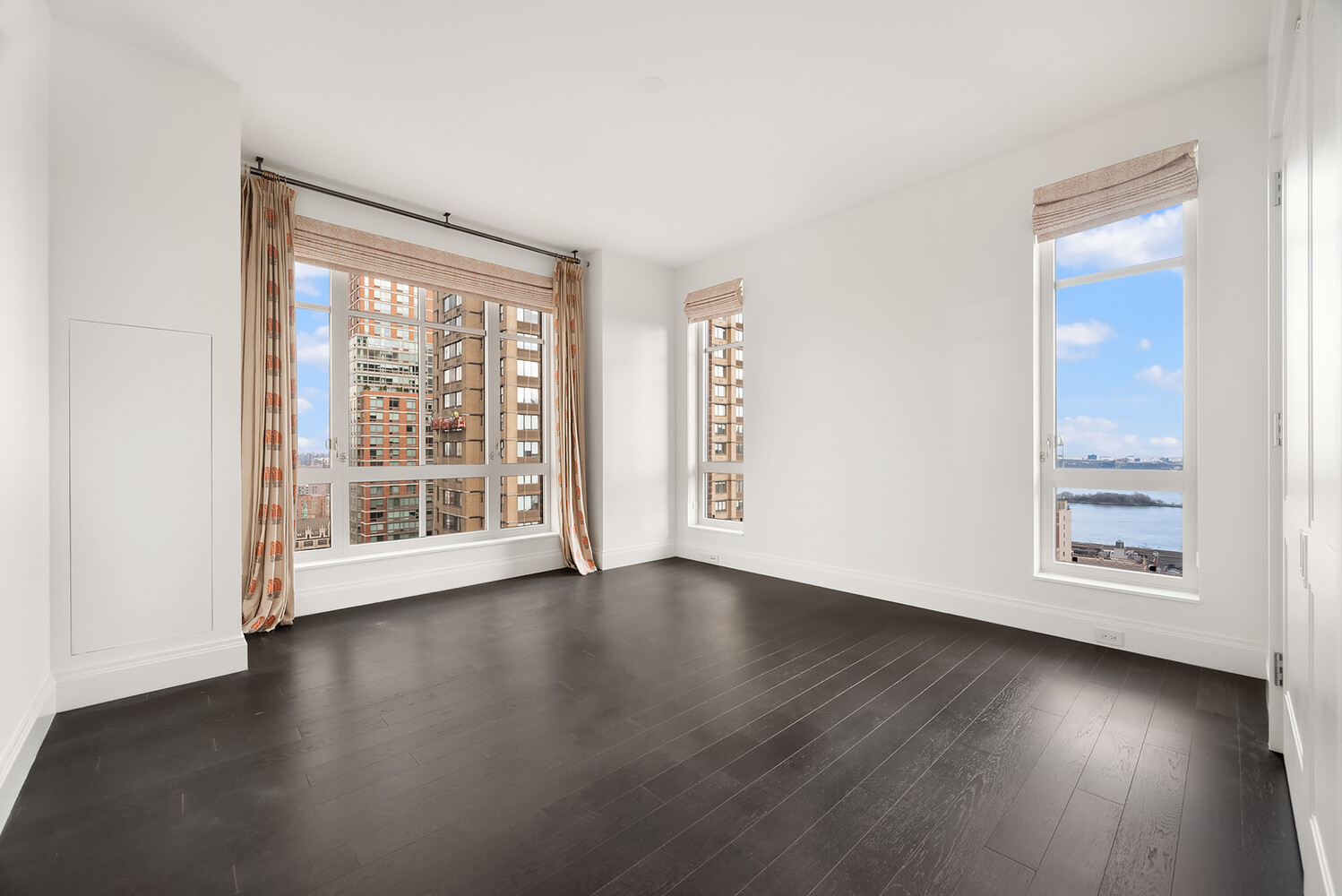 200 E 95TH Street 20C