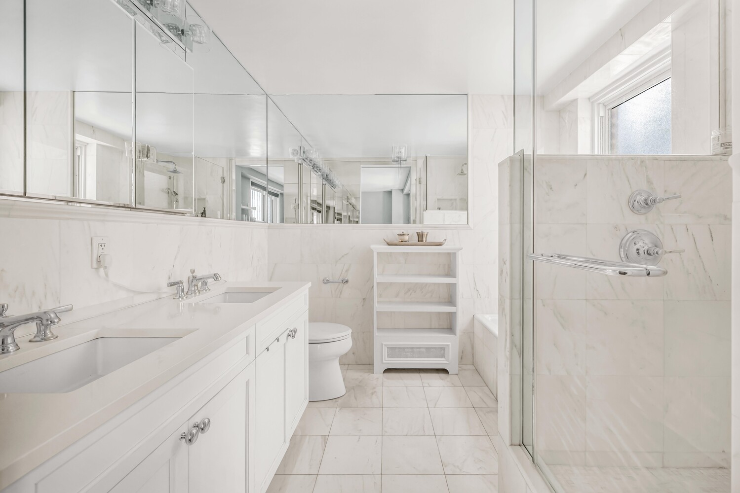 305 E 40TH Street 19F