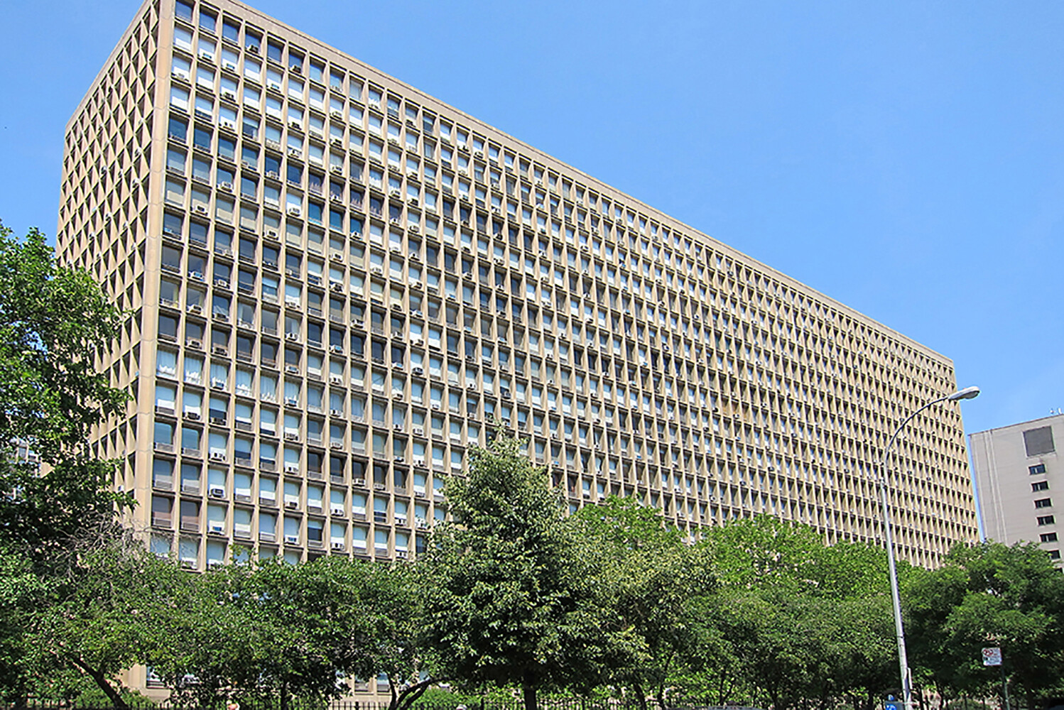 343 E 30TH Street 12F