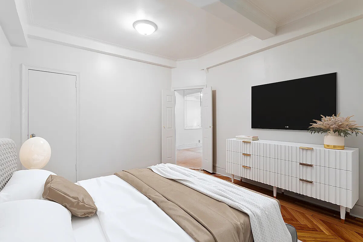 320 E 57TH Street 1B