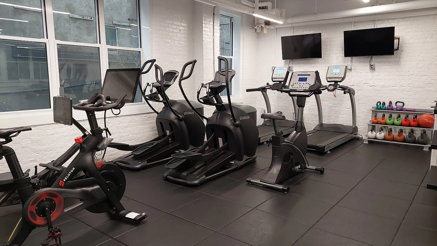 320 E 57TH Street 1B