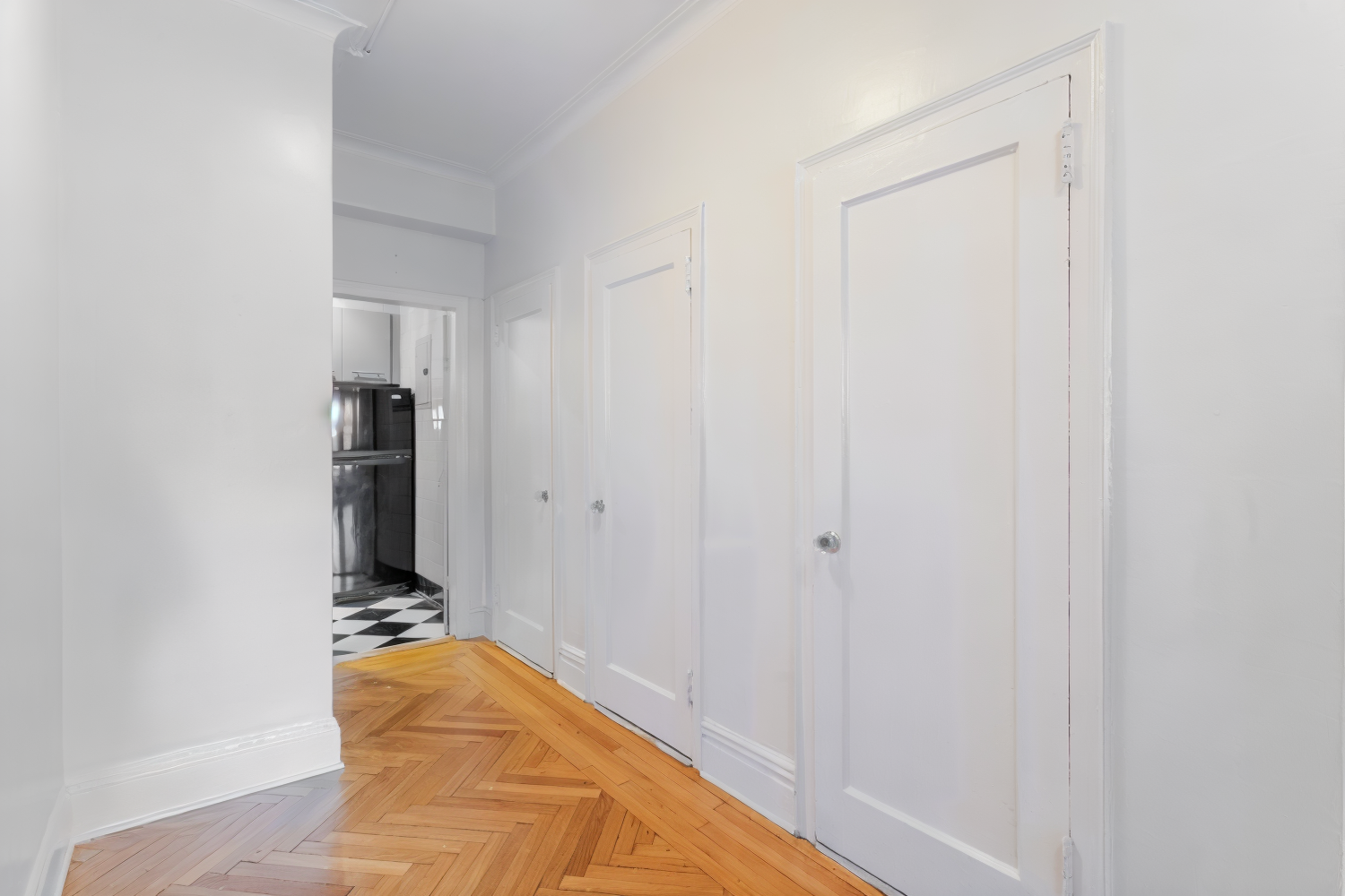 320 E 57TH Street 1B