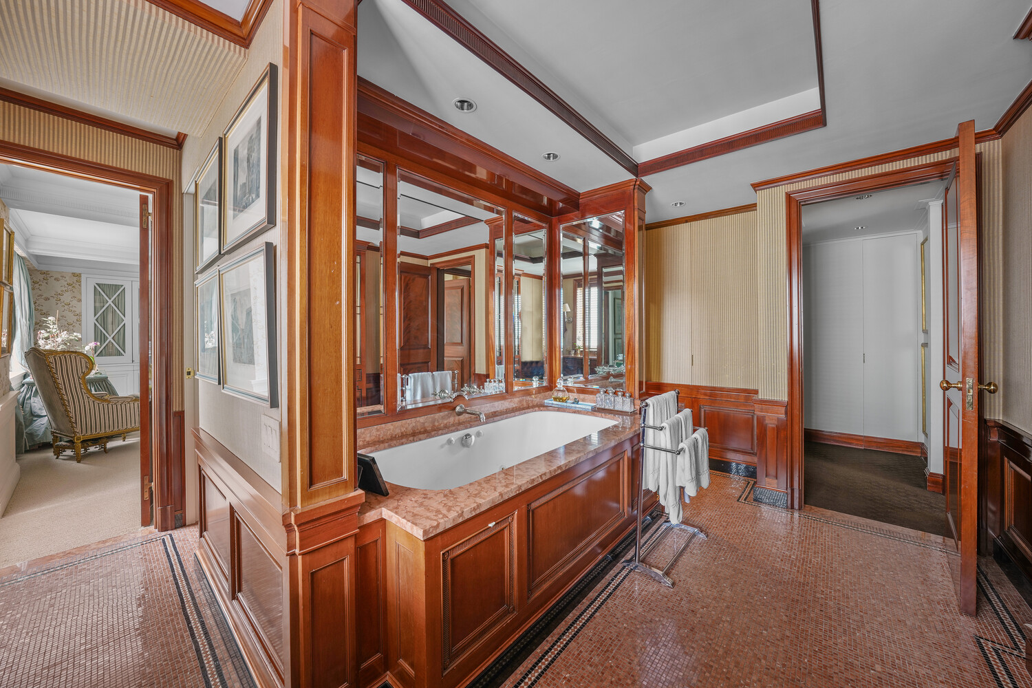 322 E 57TH Street 12/13B