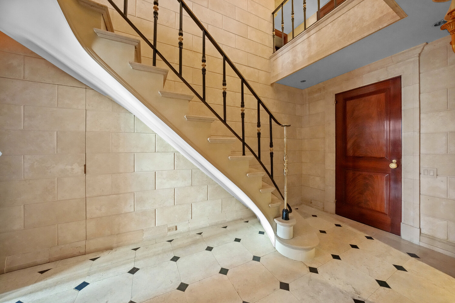 322 E 57TH Street 12/13B