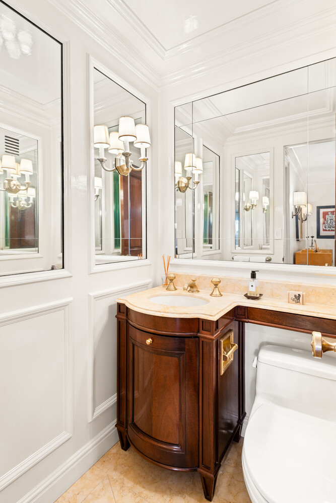 114 E 72ND Street 8/9B