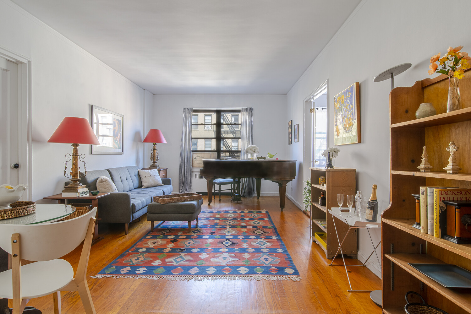 251 SEAMAN Avenue 4K