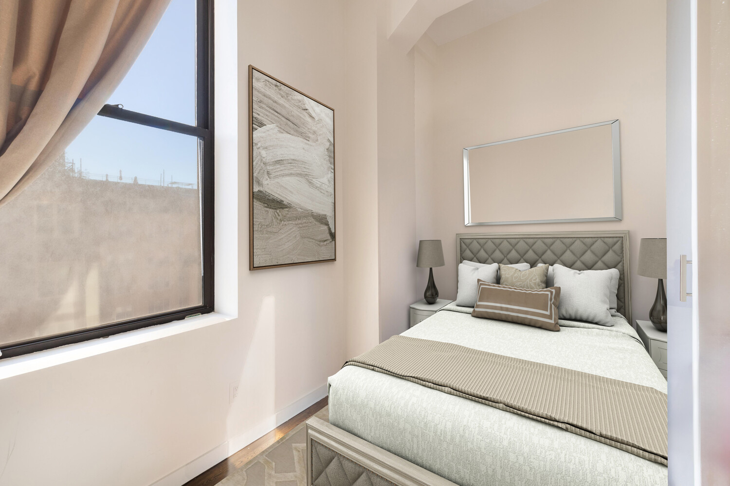 11 E 36TH Street 1006