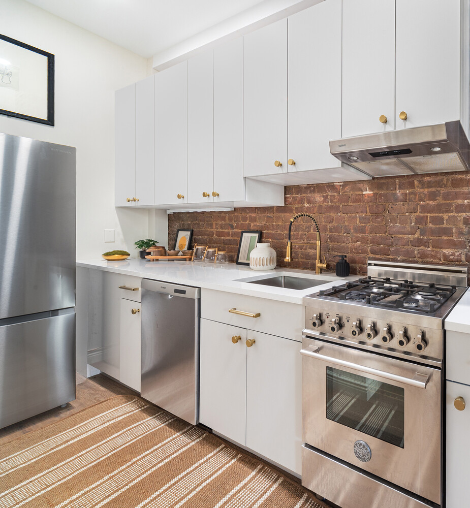 212 E 70TH Street 4B