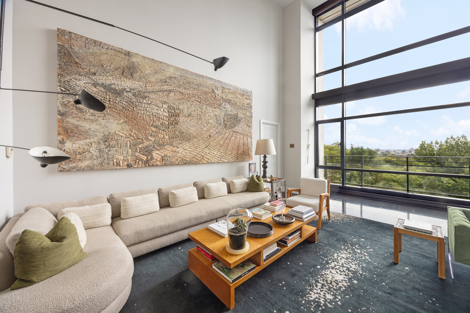 170 E END Avenue 8EF