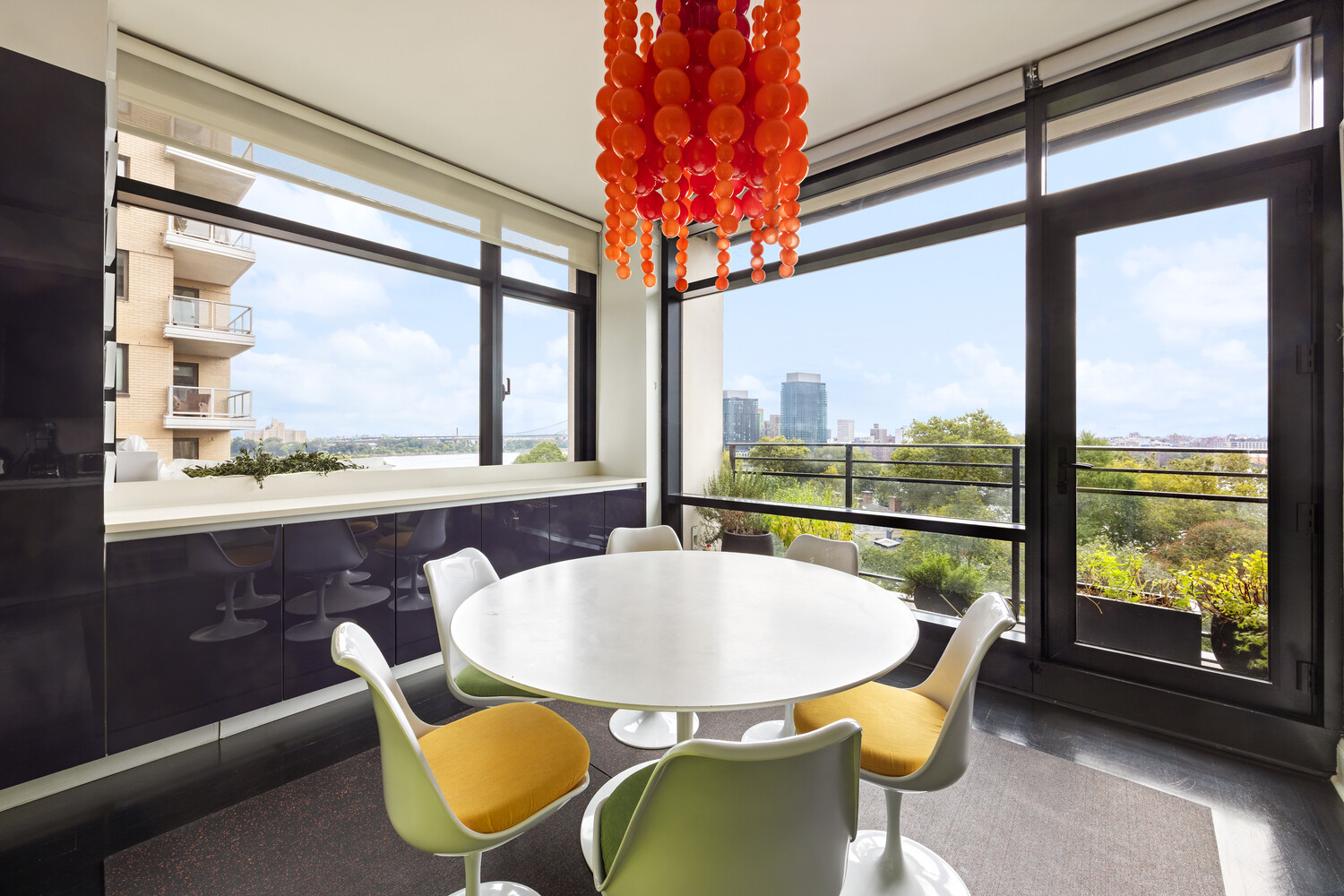 170 E END Avenue 8EF