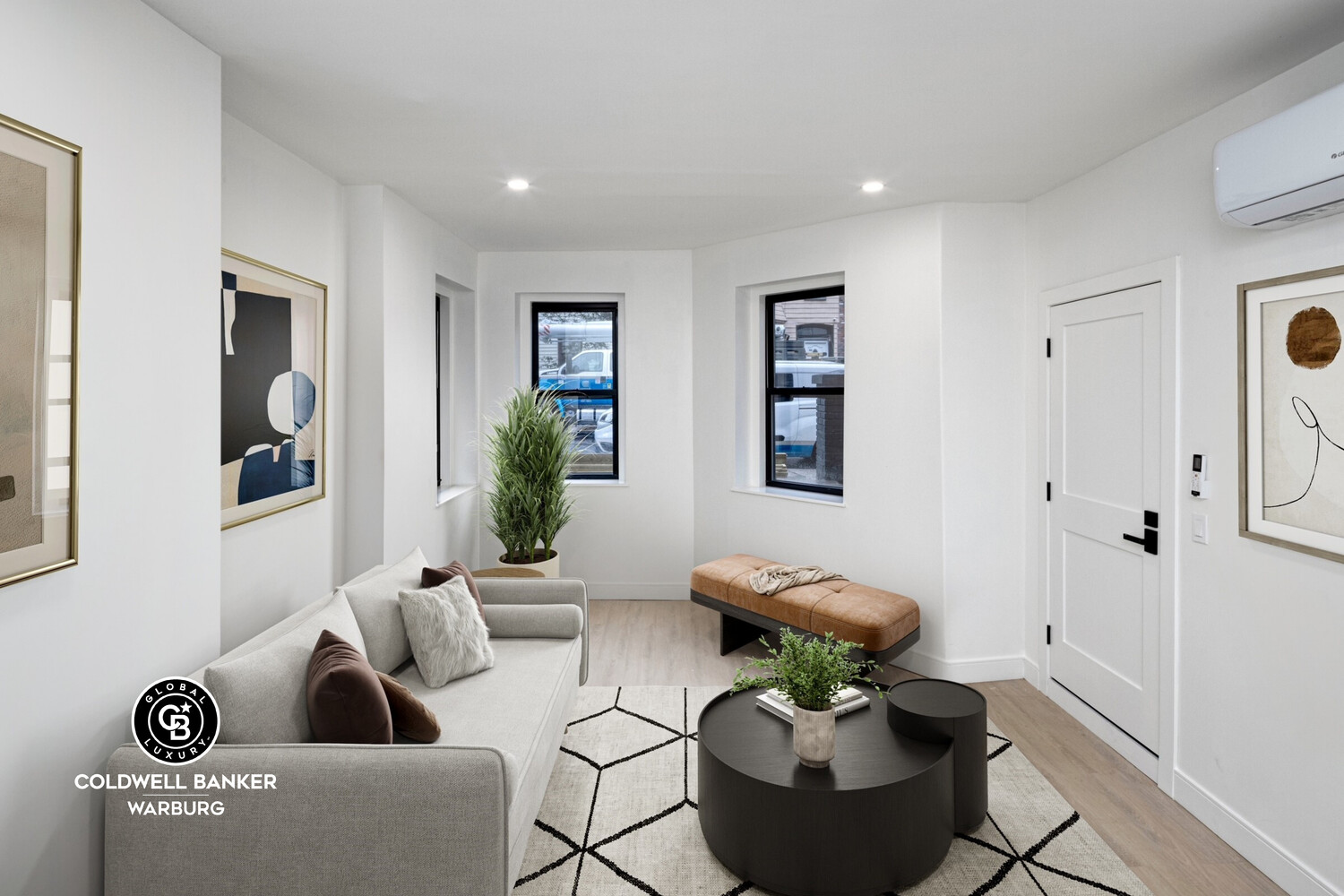 45 CORNELIA Street 1