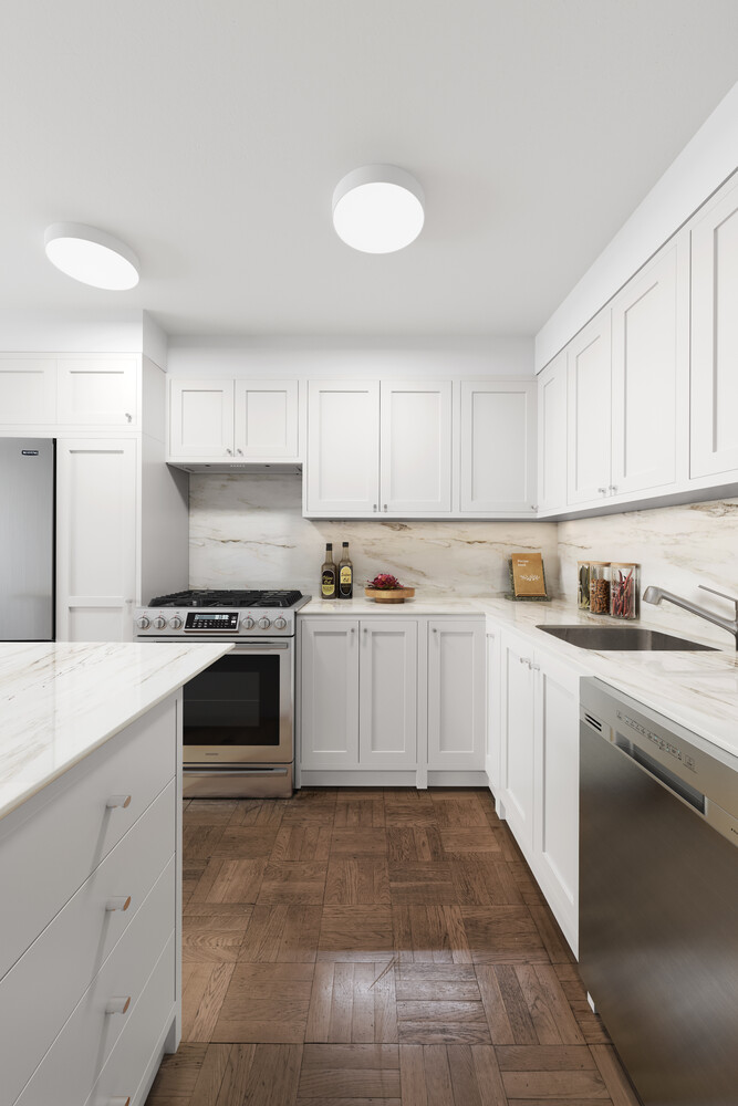 207 E 74TH Street 5JH