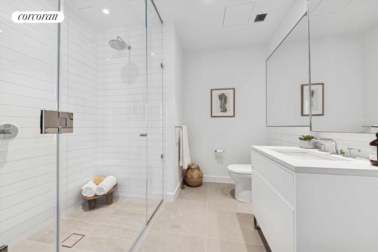 150 E 23RD Street 17A