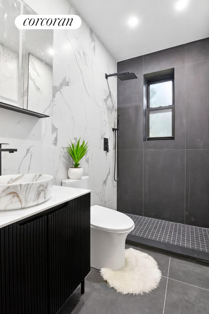 415 OCEAN Parkway 1J