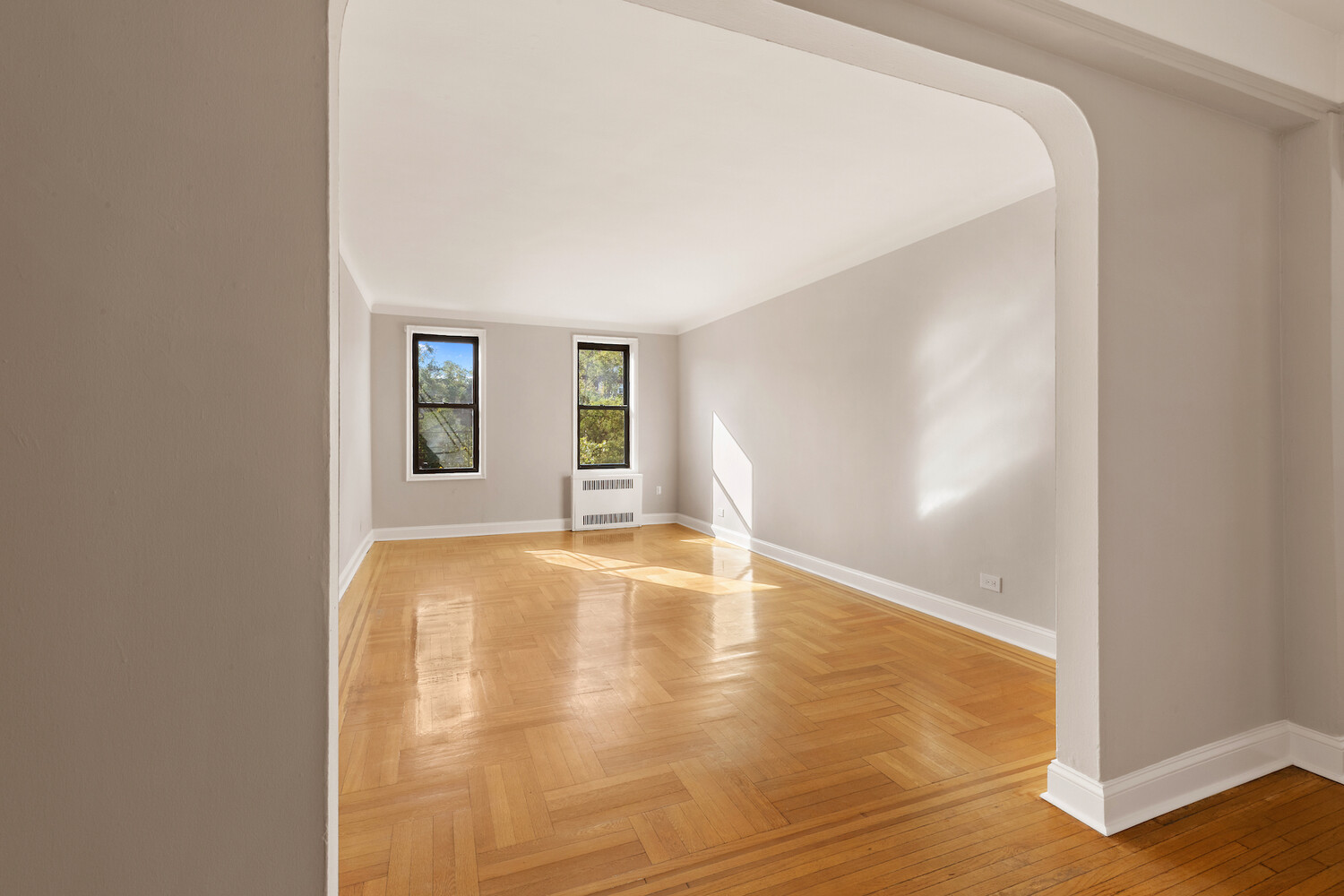 415 OCEAN Parkway 3G