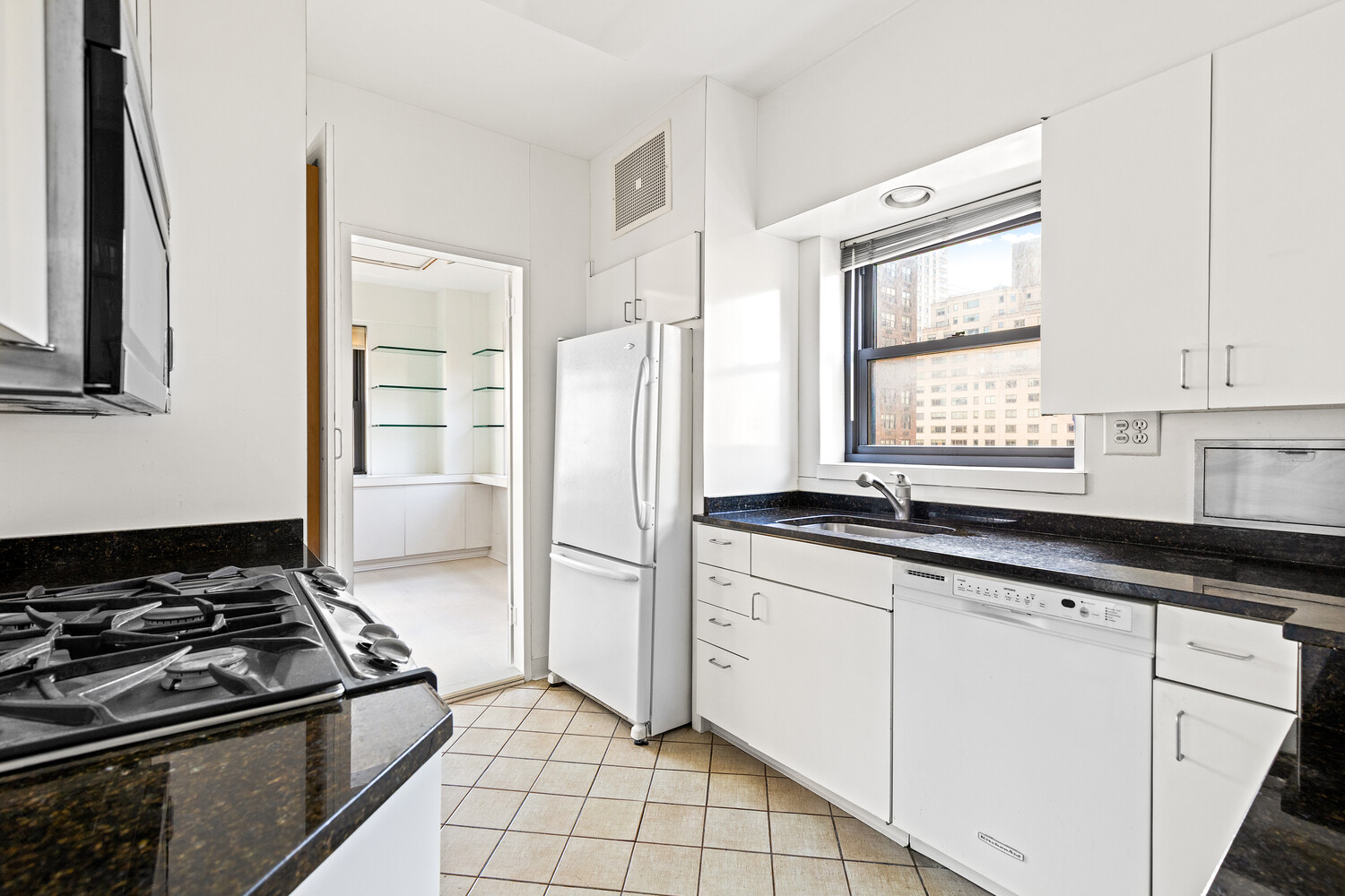165 E 72ND Street 11C