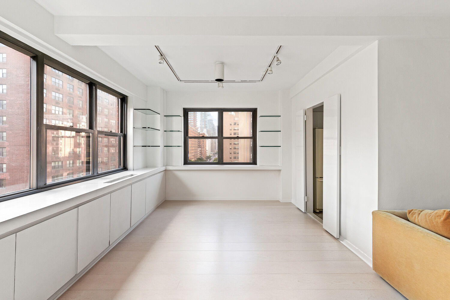 165 E 72ND Street 11C