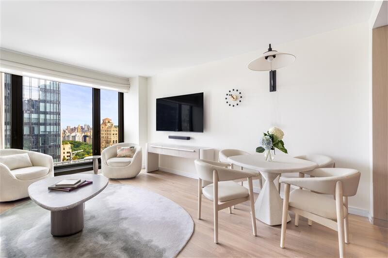 111 W 56TH Street 37B