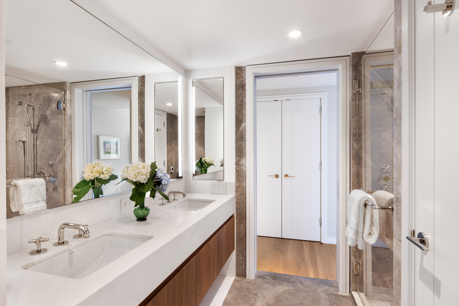 111 W 56TH Street 37B