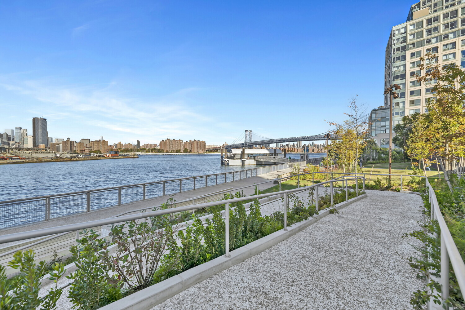 480 KENT Avenue 21C
