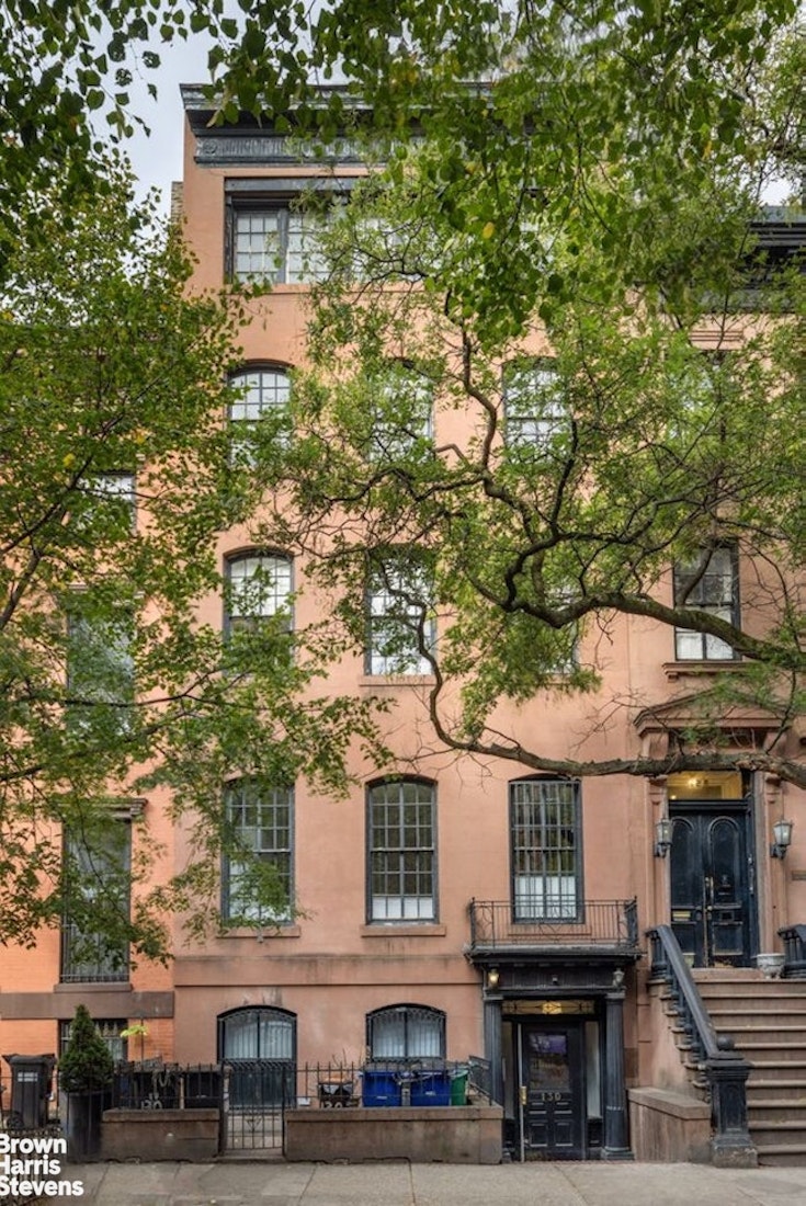 130 HENRY Street 4R
