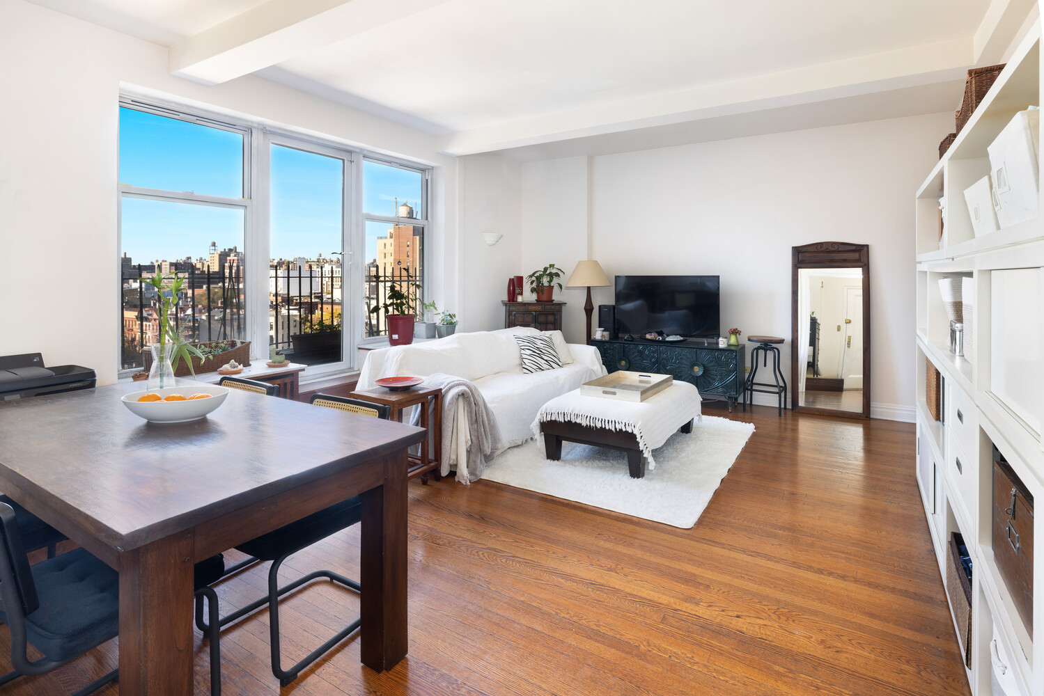 444 CENTRAL Park W 12G