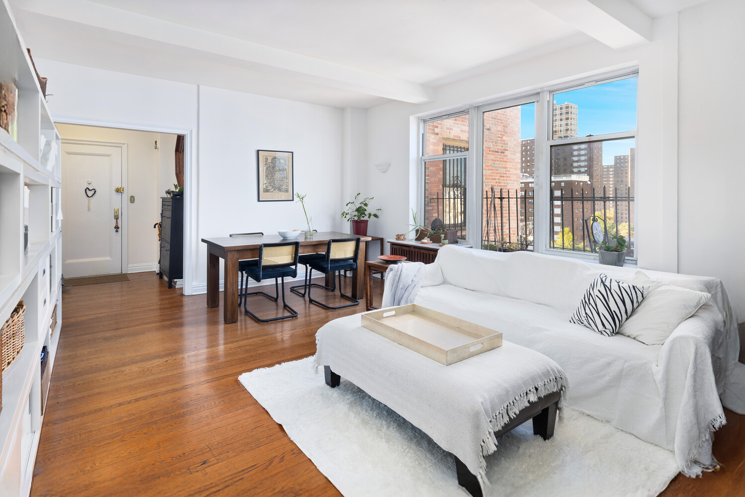 444 CENTRAL Park W 12G