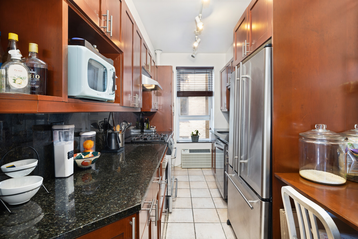 444 CENTRAL Park W 12G