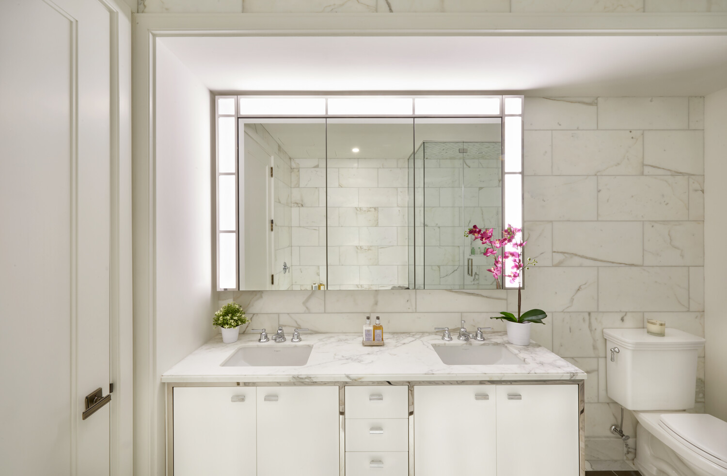 100 BARCLAY Street 15N