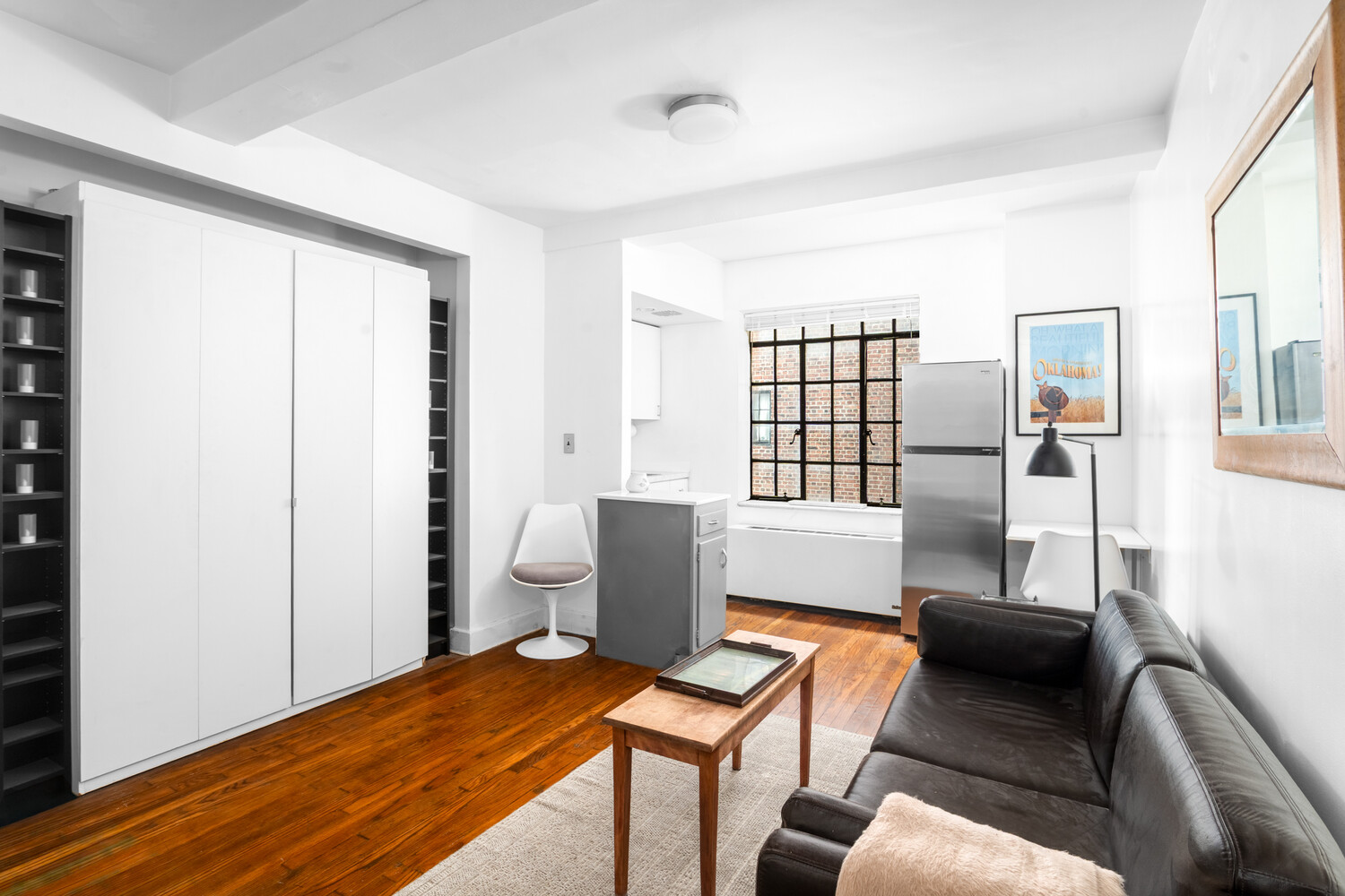 25 TUDOR CITY Place 1710