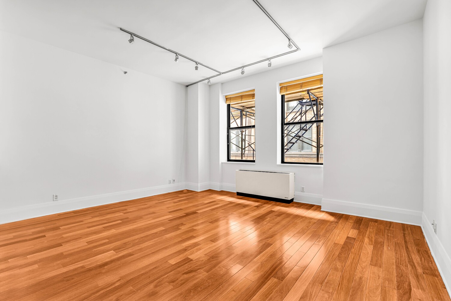 71 NASSAU Street 3B